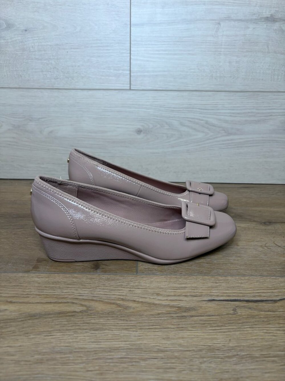 Anne Klein Wyatt Stretch Wedge Pink Shoes 7.5M